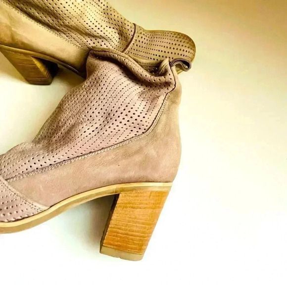 NWOT Miz Mooz Sundance Maggie Suede Perforated Bootie - Picture 8 of 11